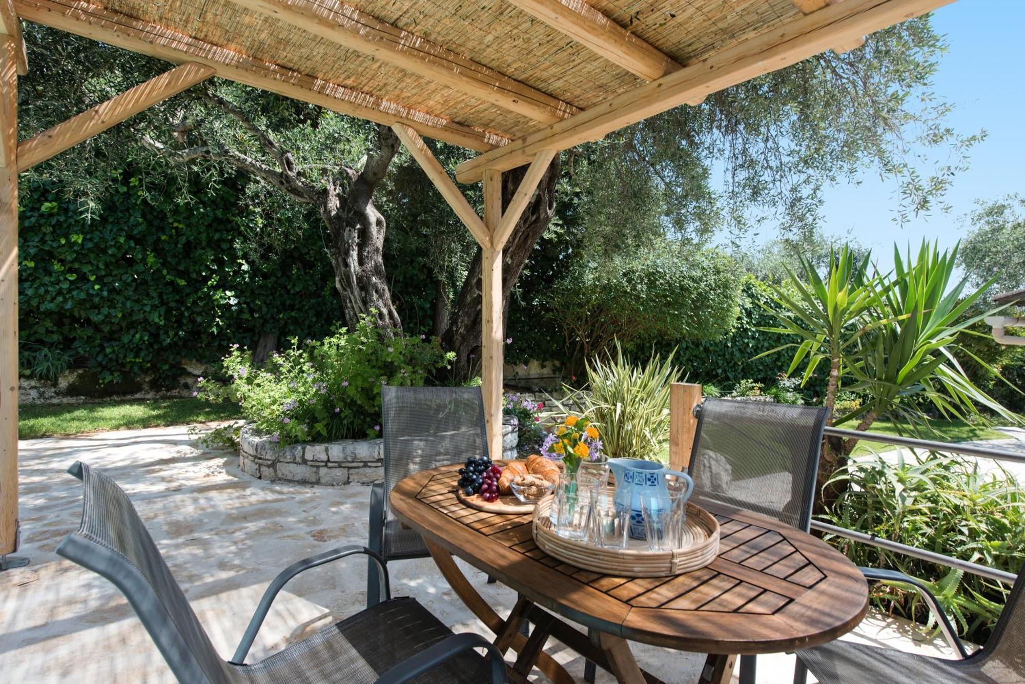 Villa Apleton Kassiopi Exterior photo